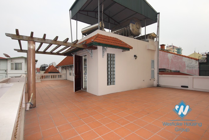 Spacious swimming pool house for rent in Tay Ho